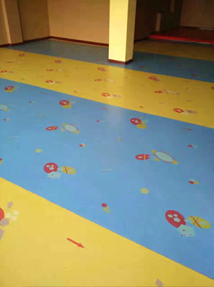幼兒園卡通環保PVC地板黃色系列